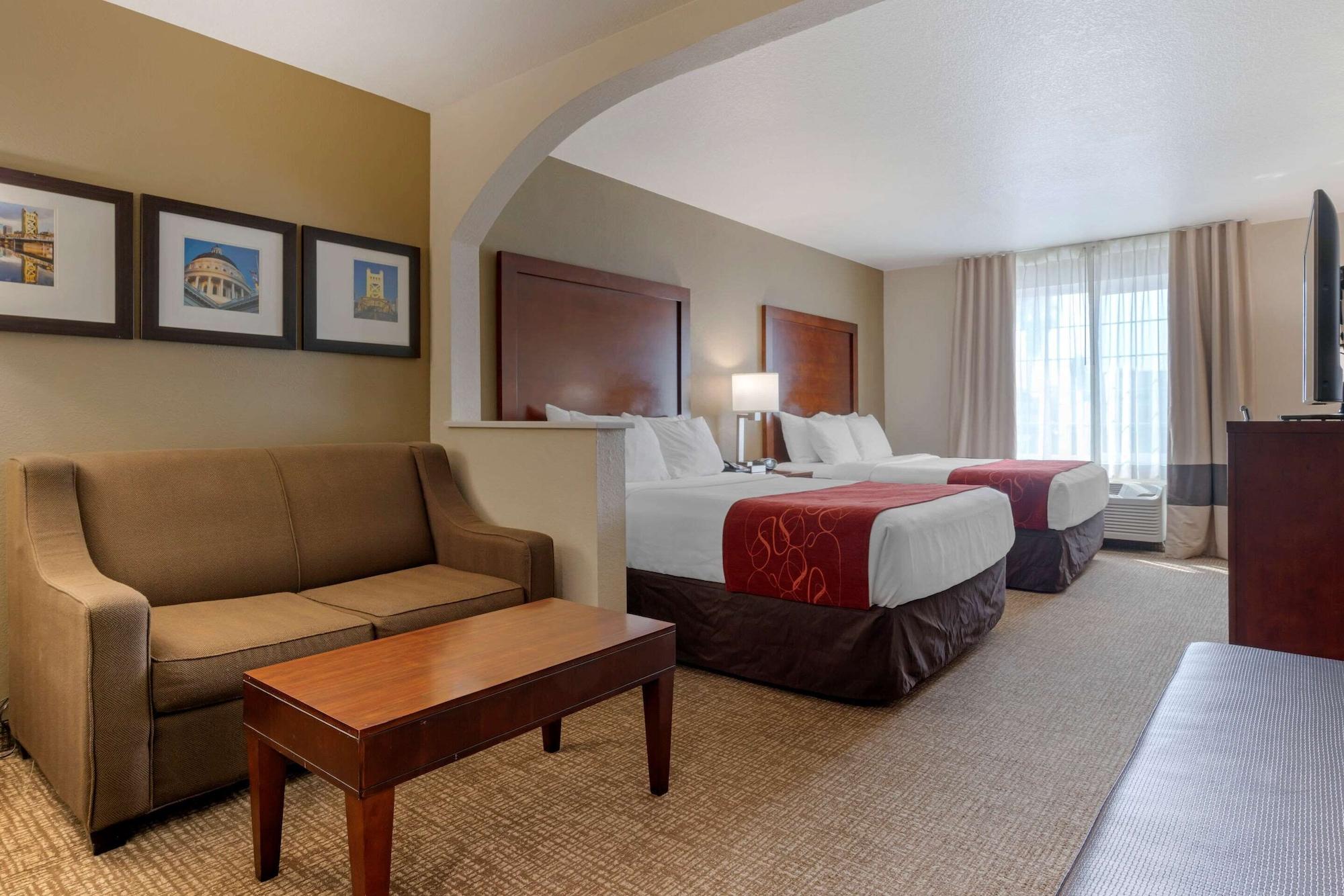 Comfort Suites Downtown Sacramento Ngoại thất bức ảnh