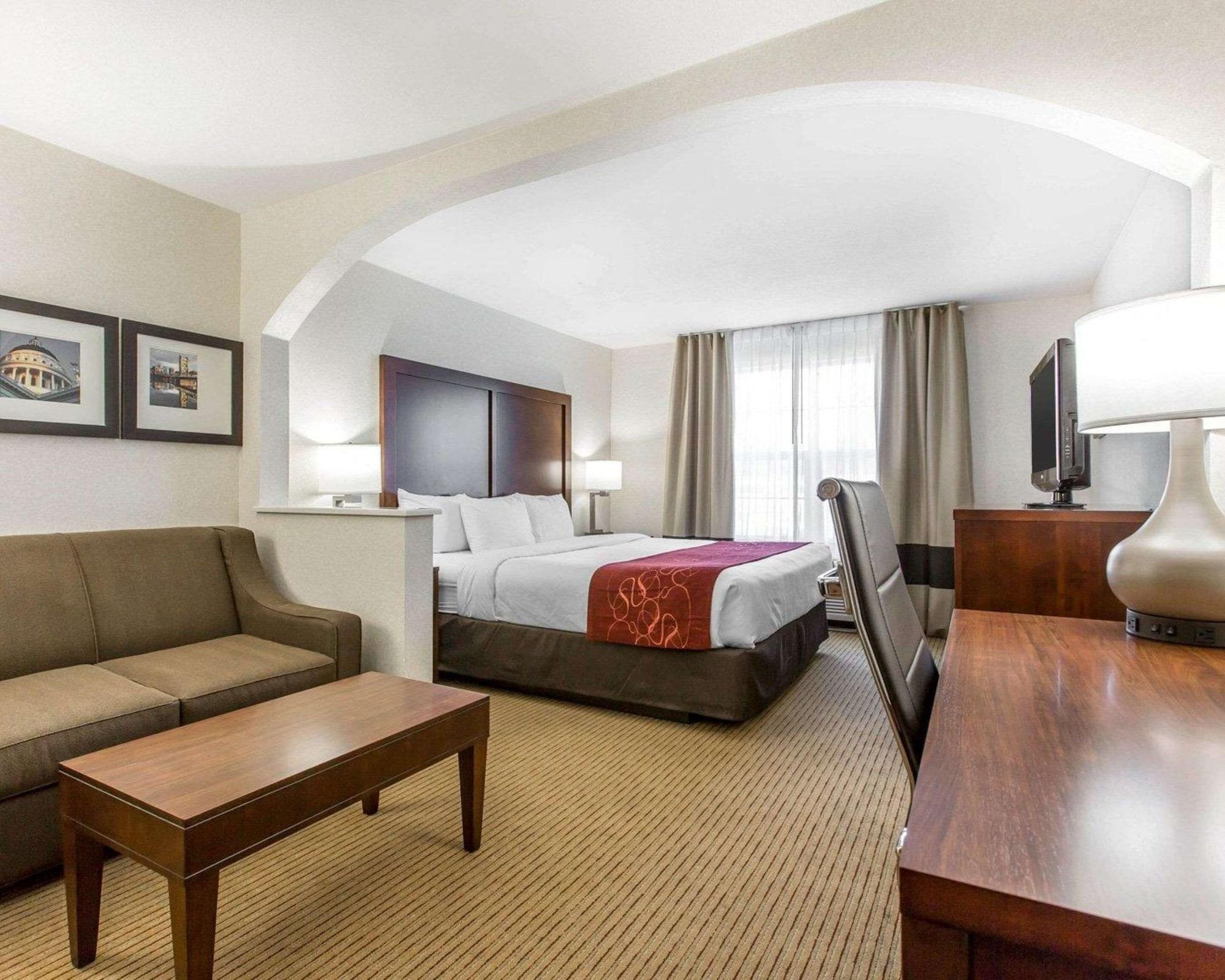 Comfort Suites Downtown Sacramento Ngoại thất bức ảnh